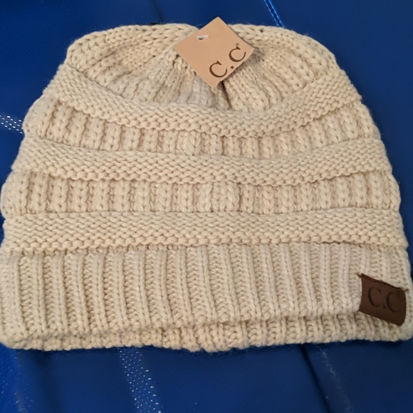 CC Beanie NWT - Picture 2 of 4